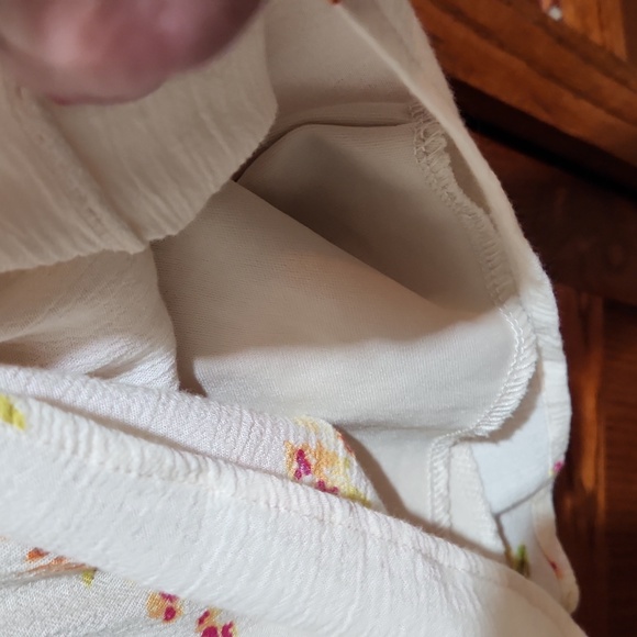 Size Medium Runway Star Gauzy Romper - Picture 3 of 7